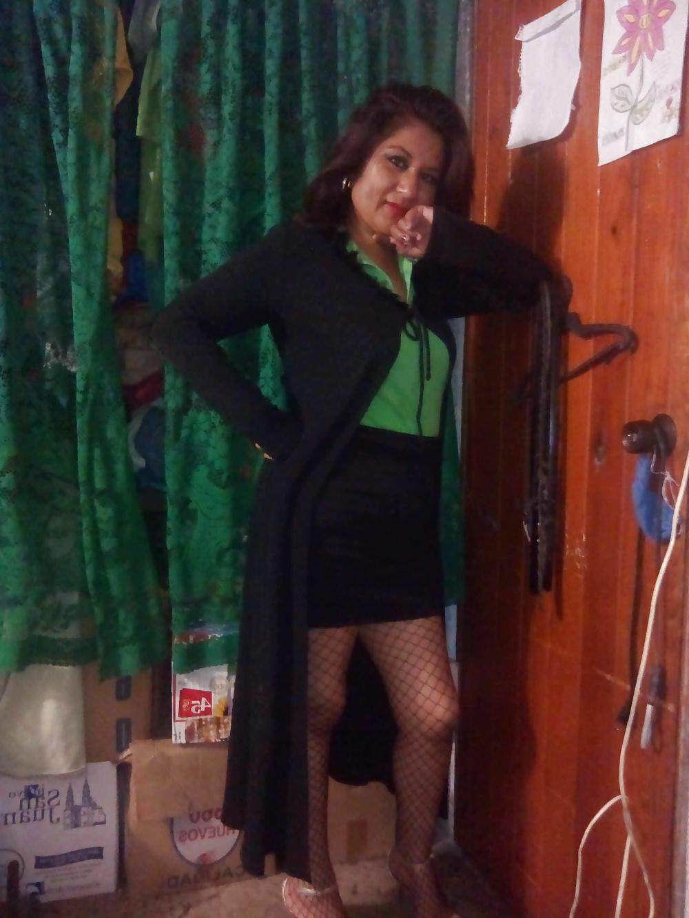 25P Latina cougar whore 