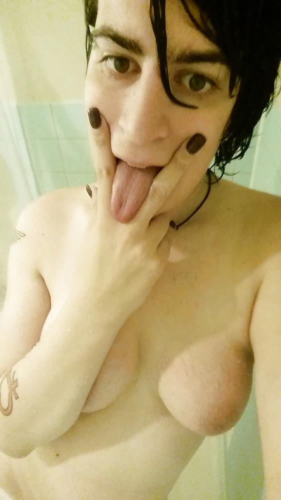 11P Shower time 