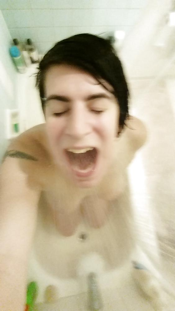 11P Shower time 