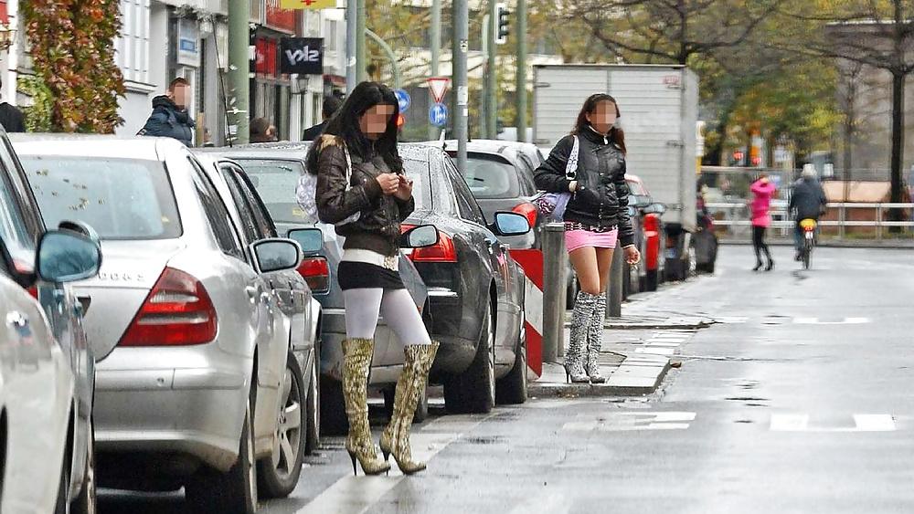 24P Pute hooker nutten