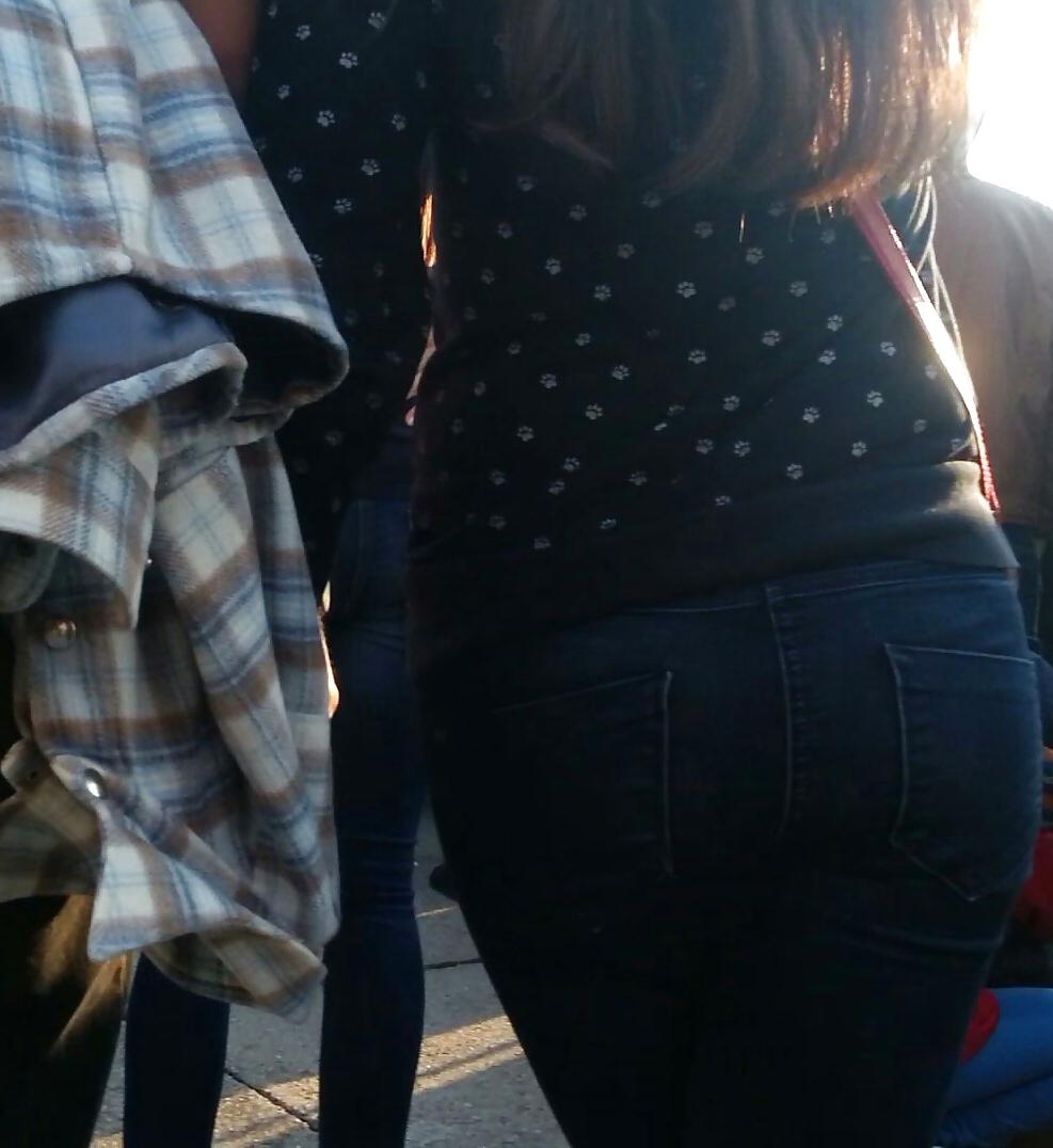 25P Spy sexy teens ass romanian