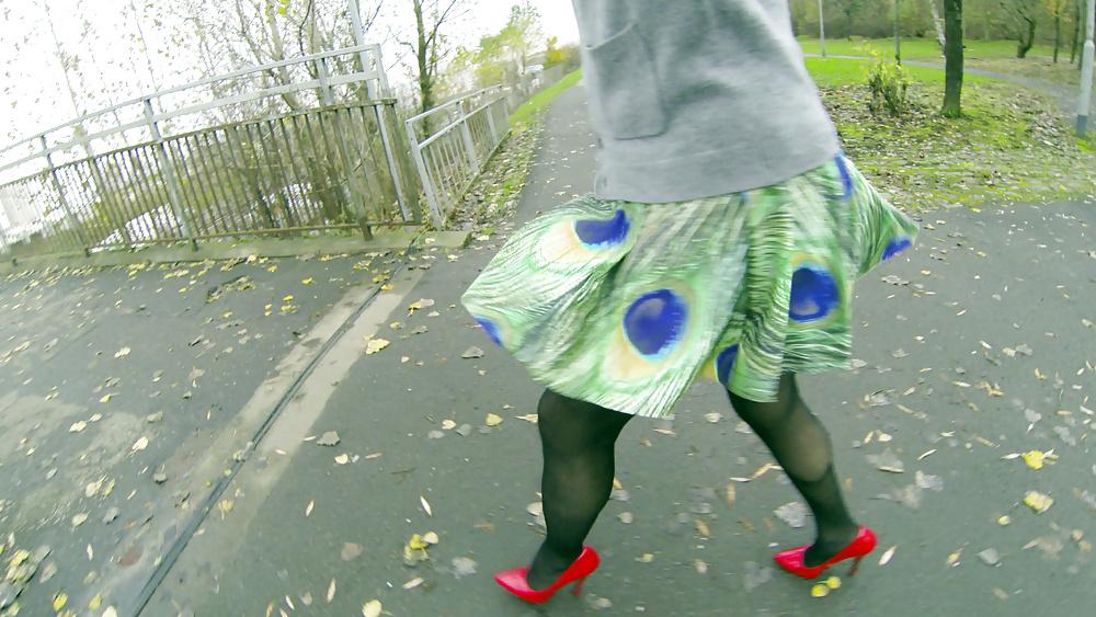 16P Public upskirt flash on bridge over traffic