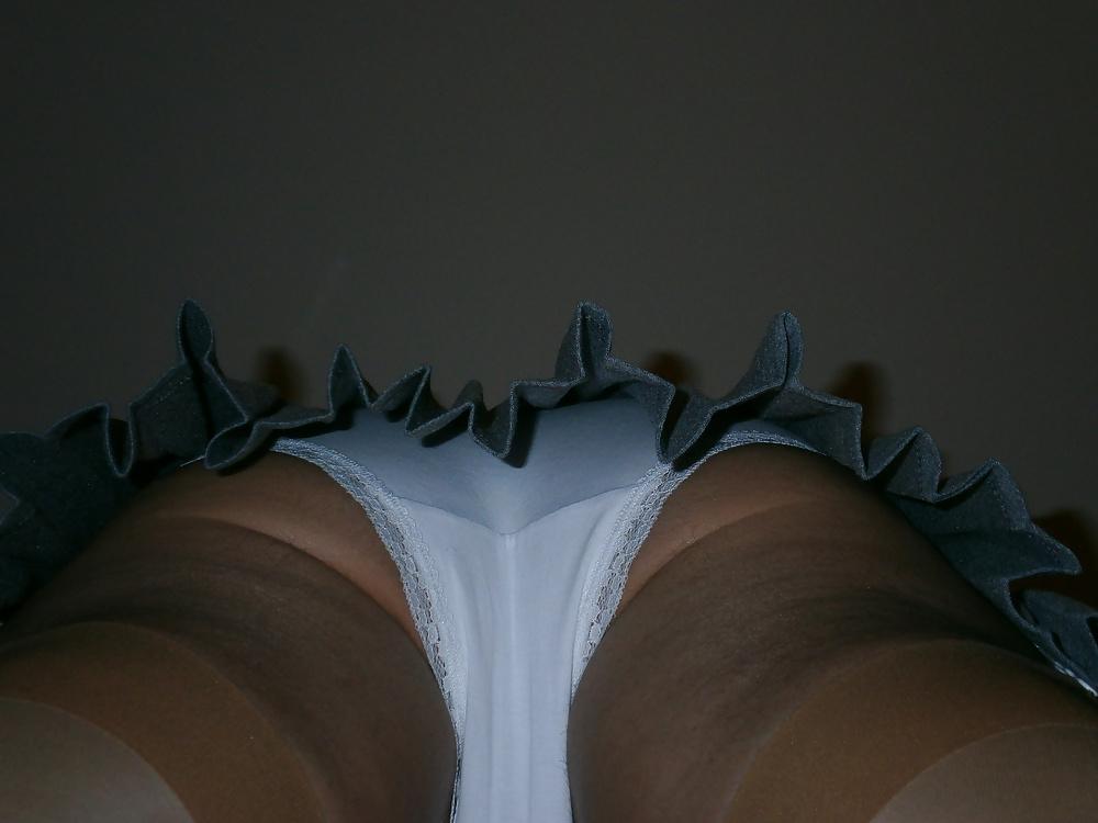 22P White panty fun inn Dundee hotel