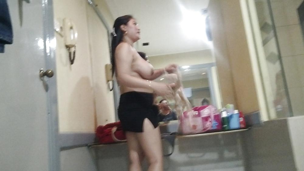 12P Scouting for indonesian hooker in jakarta