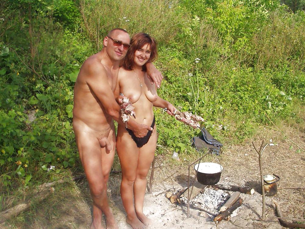 20P Naked couple 18.