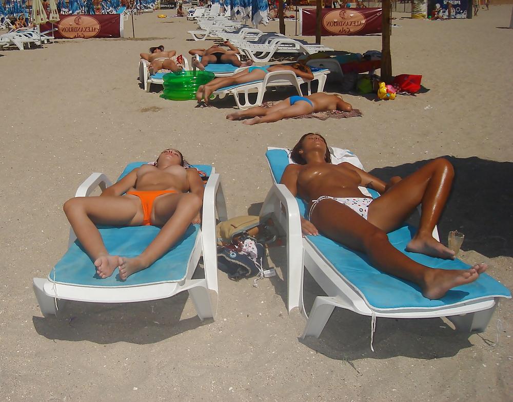 19P Bunz and Camel Toes 12