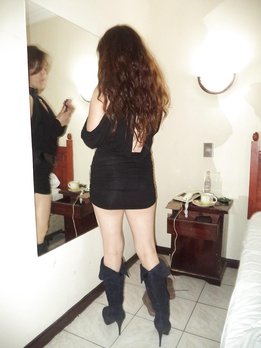 24P Latina cougar perfection