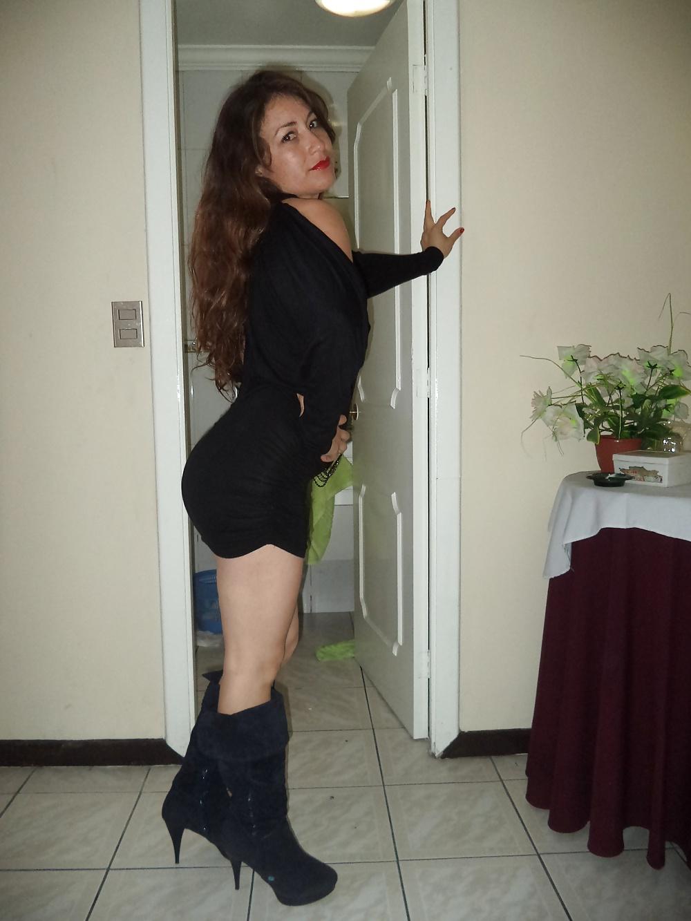 24P Latina cougar perfection