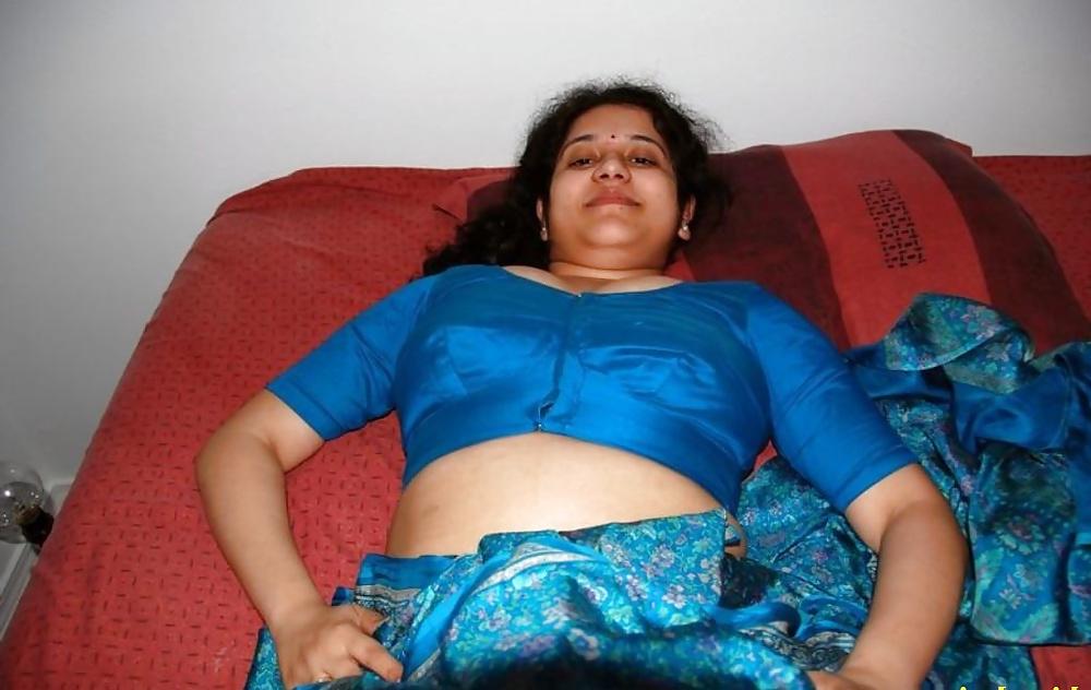 10P Busty indian housewife nude
