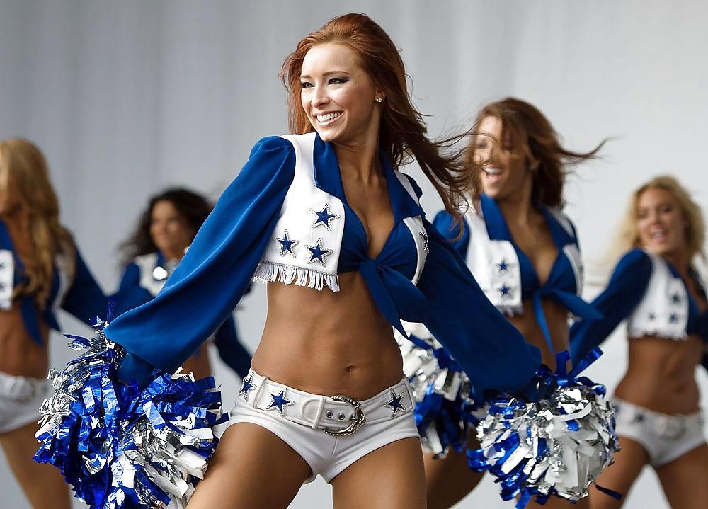 25P Cheerleaders & Hooters Girls-Pantyhose & Camel Toes