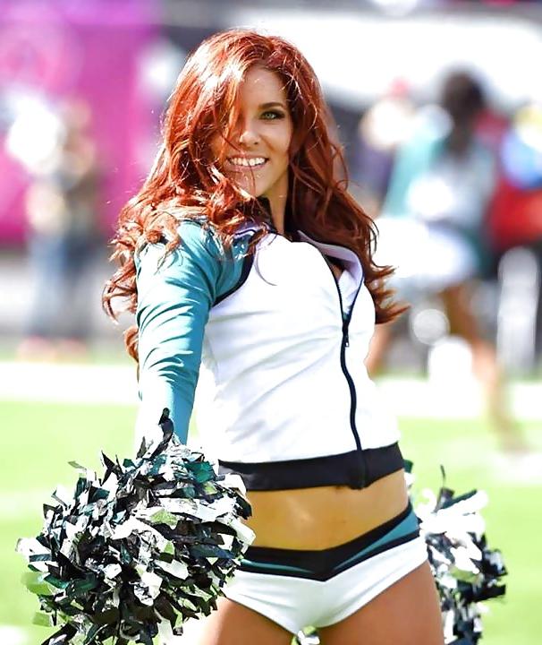 25P Cheerleaders & Hooters Girls-Pantyhose & Camel Toes