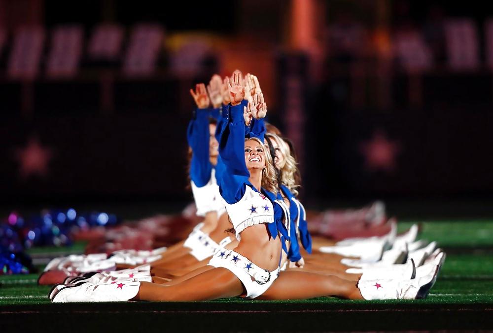 25P Cheerleaders & Hooters Girls-Pantyhose & Camel Toes