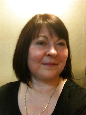 25P Calgary woman over 45