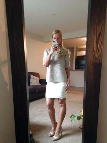 25P Calgary woman over 45