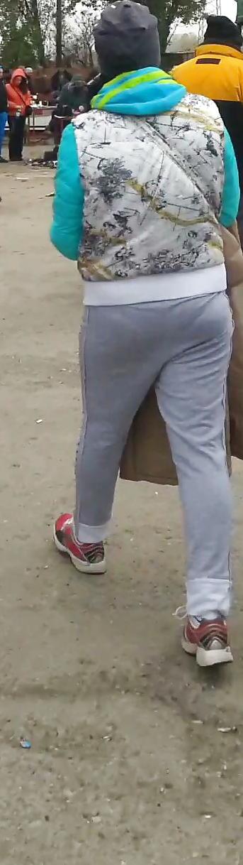 25P Spy old + young sexy ass romanian