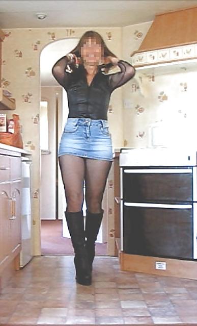 25P Australian slut Sindee... part 2