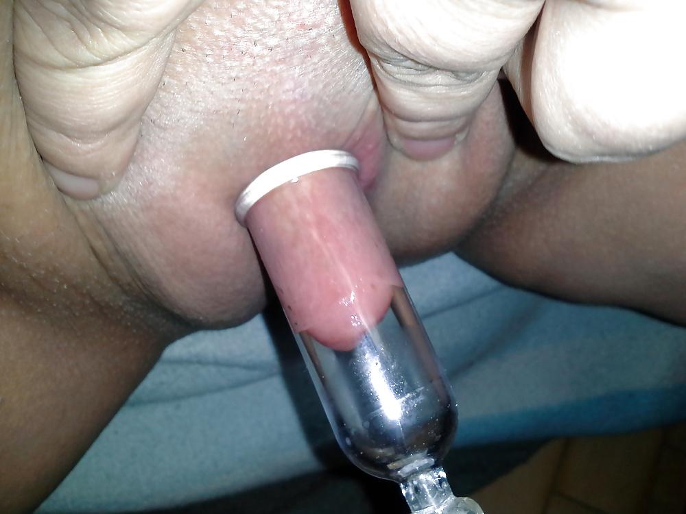 10P Clit and pussy pumping 
