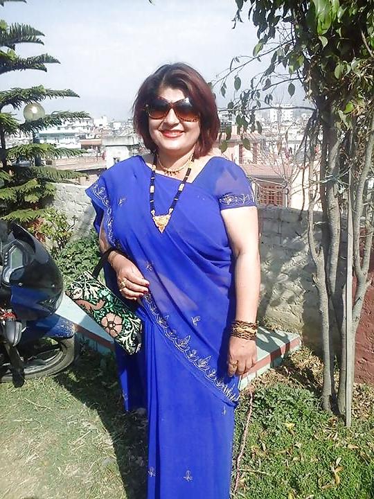 17P MRS SHARMA a hot mom