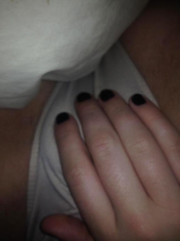 4P Rubbing my pussy through my panties