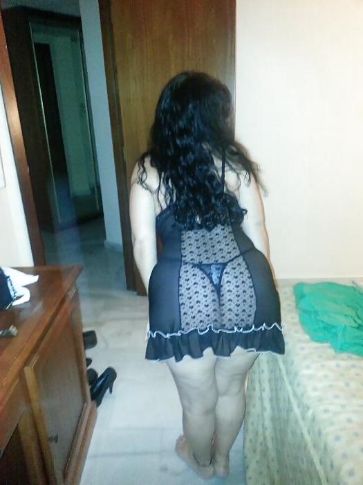 8P Sexy cougar latina