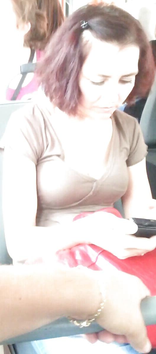 25P Spy old + young sexy bust romanian