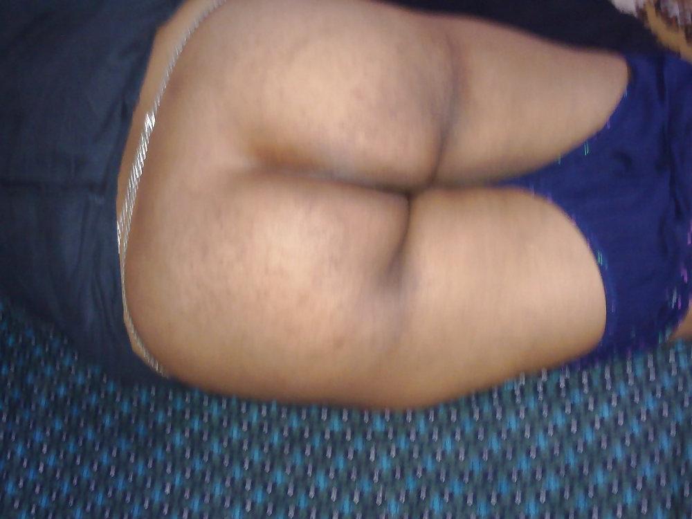 11P A  whore Indian housewife