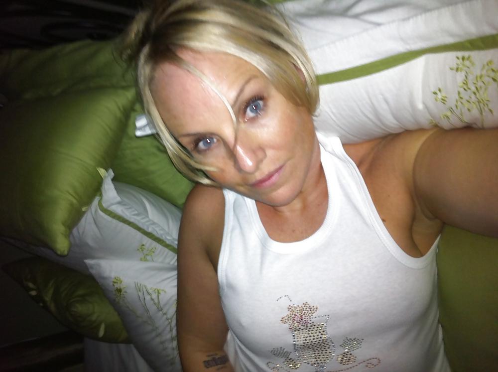 5P Canadian MILF 