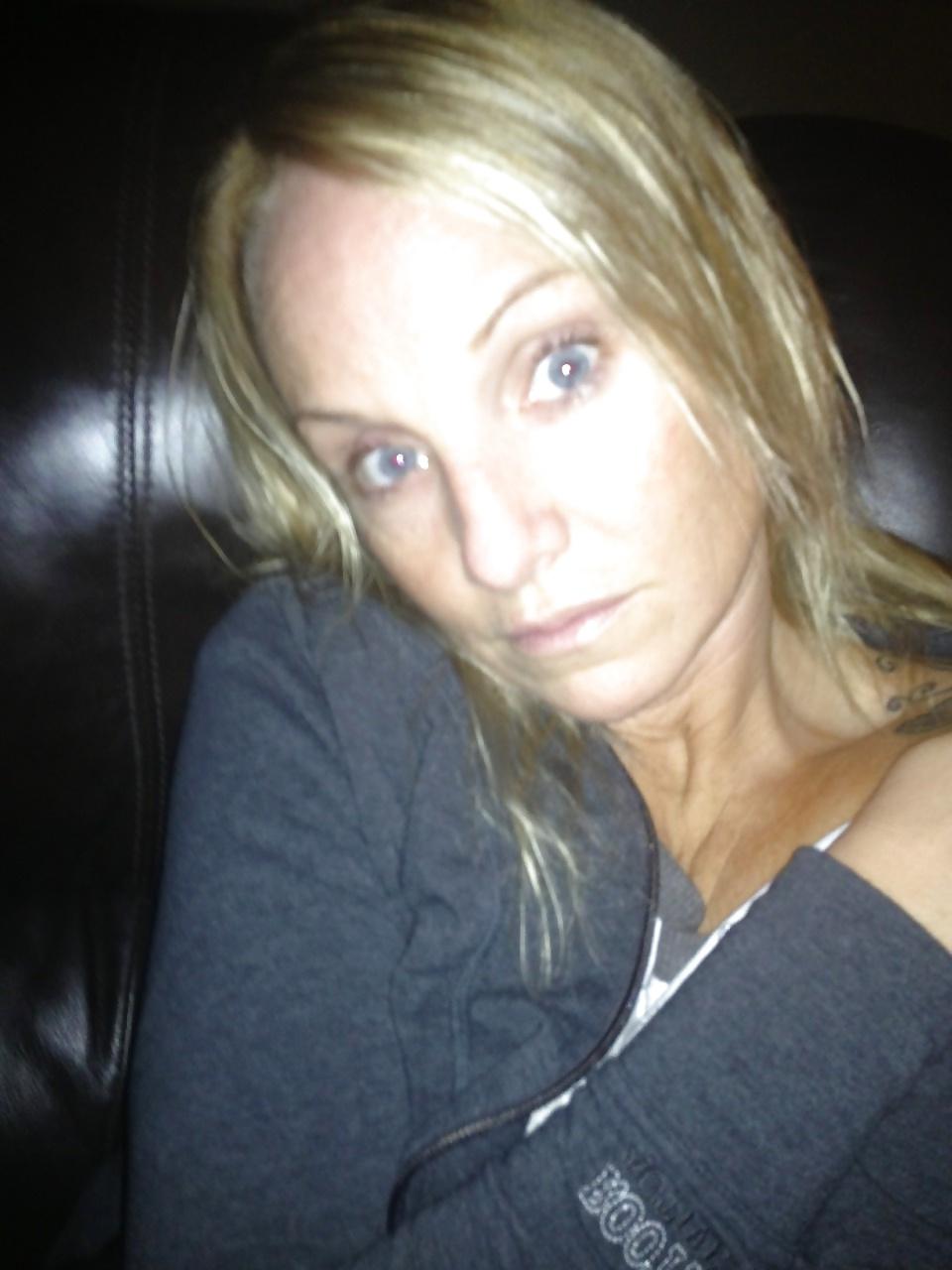 5P Canadian MILF 