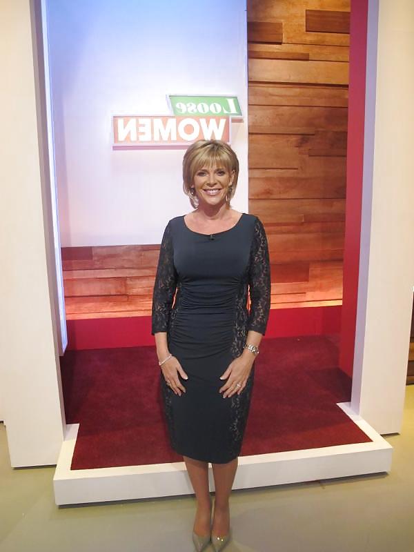 25P Cougar Town- Ruth Langsford