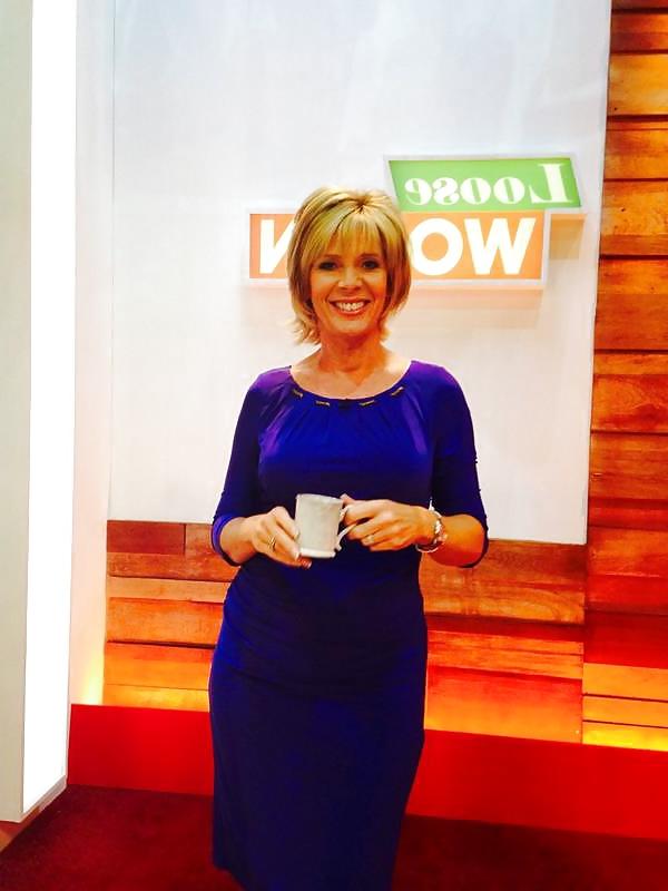 25P Cougar Town- Ruth Langsford