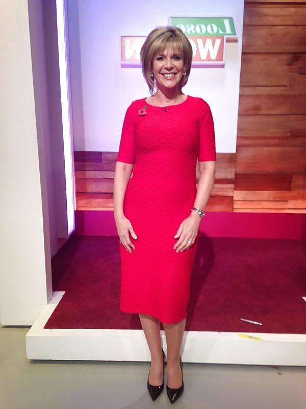 25P Cougar Town- Ruth Langsford