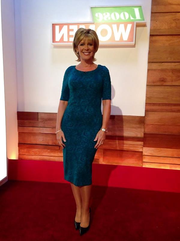 25P Cougar Town- Ruth Langsford