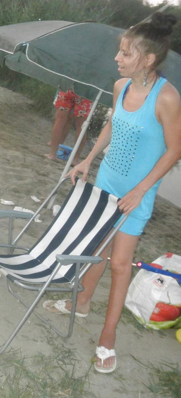 24P Spy old + young in picnic and fishing romanian