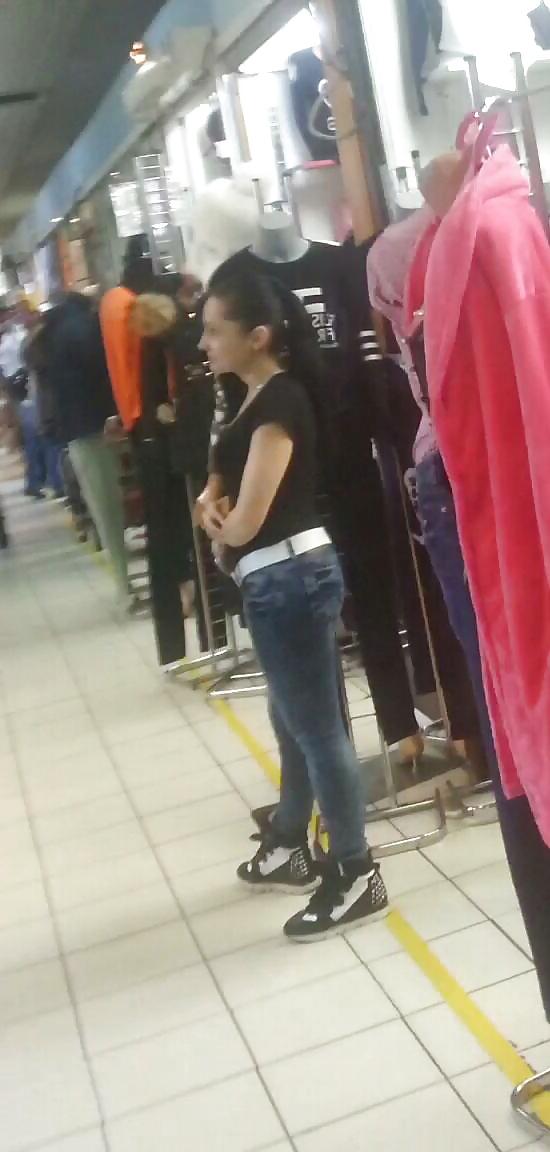 25P Spy old + young in shooping romanian