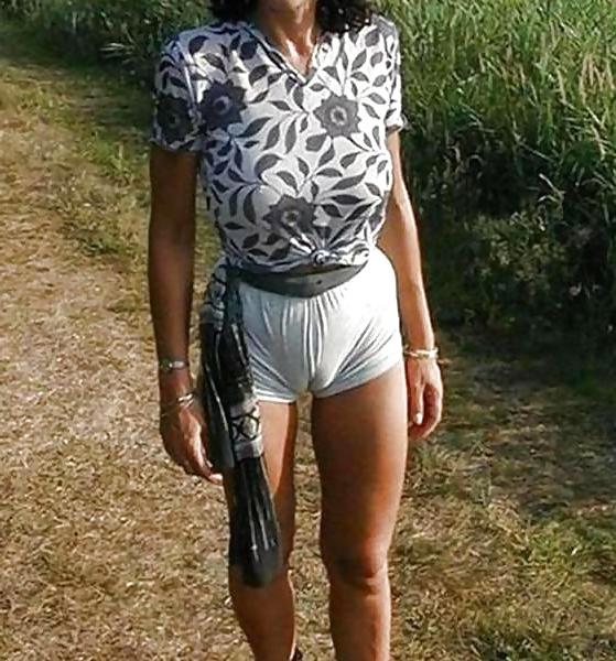 25P Cameltoe