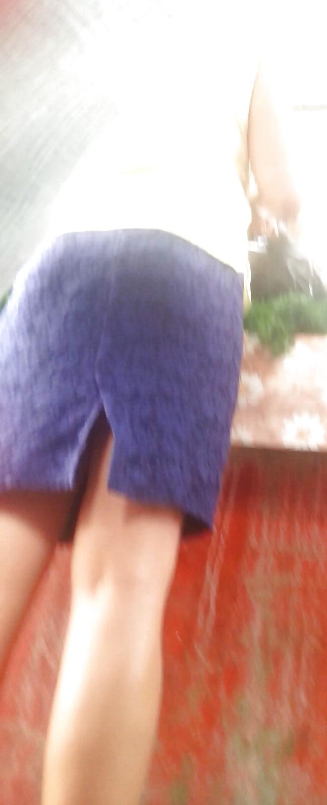 25P Spy sexy mature skirt romanian