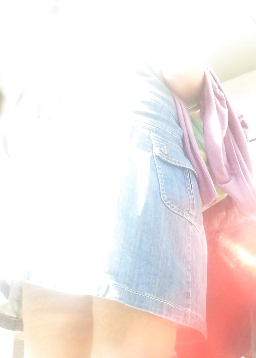 25P Spy sexy mature skirt romanian