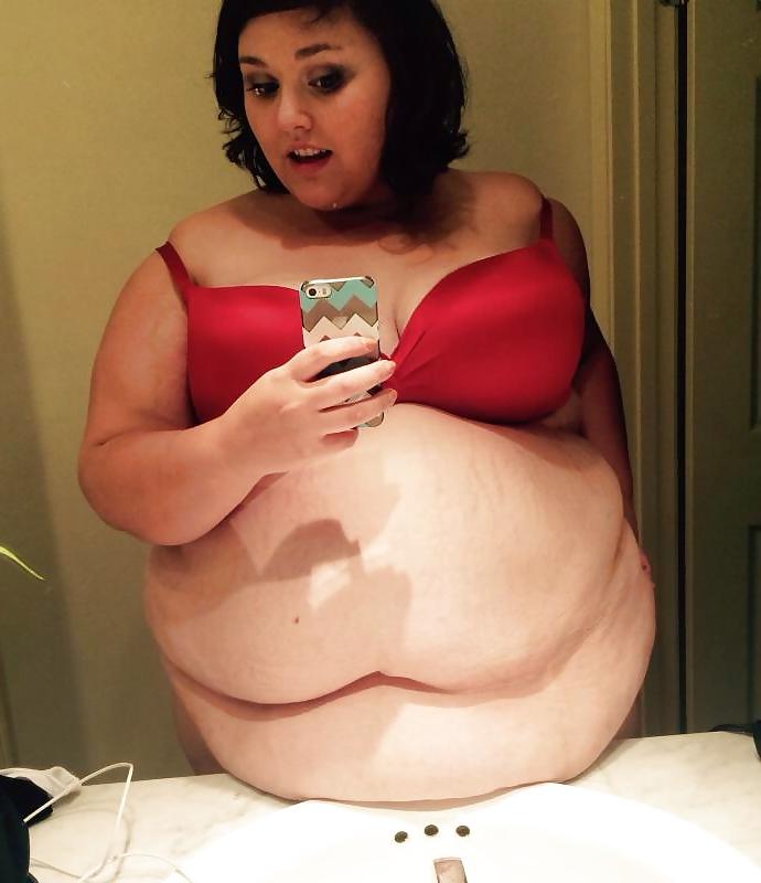 22P SSBBW belly pics 12