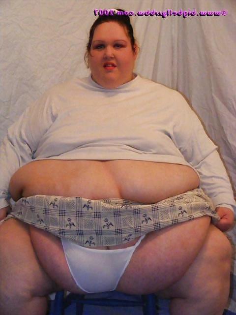 22P SSBBW belly pics 12