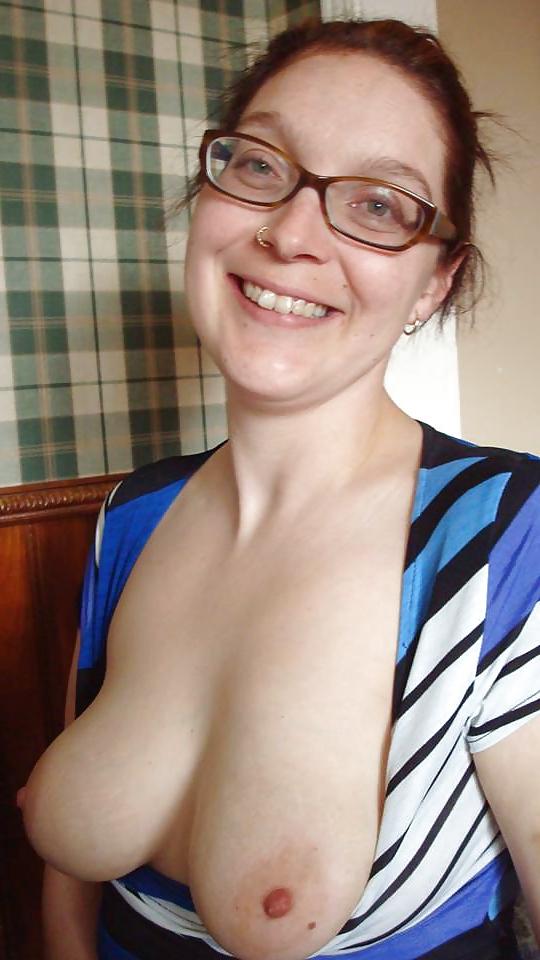 10P What do you think of that hot MOM !