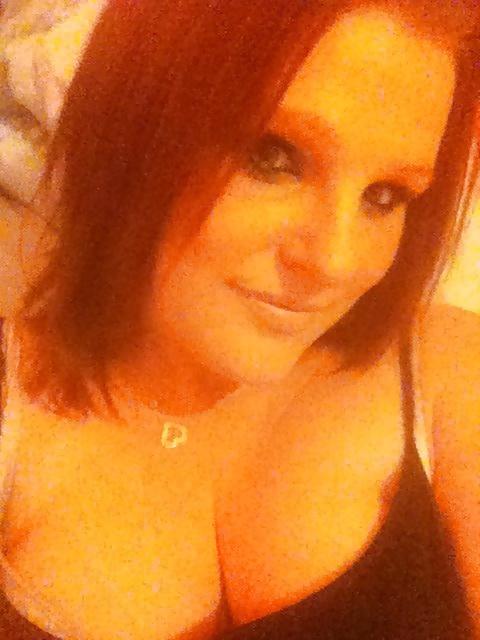 16P Hot young curvy 24 mom from Birmingham Wants to fuk me
