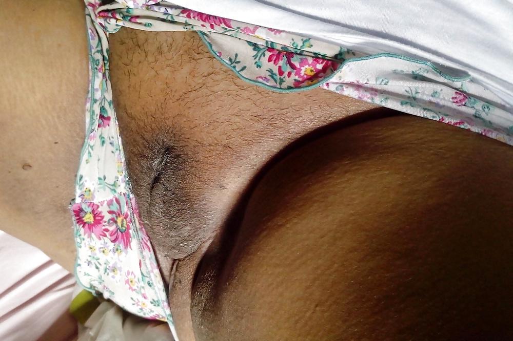 20P GRANNY MADAM PUSSY NOT SHAVE