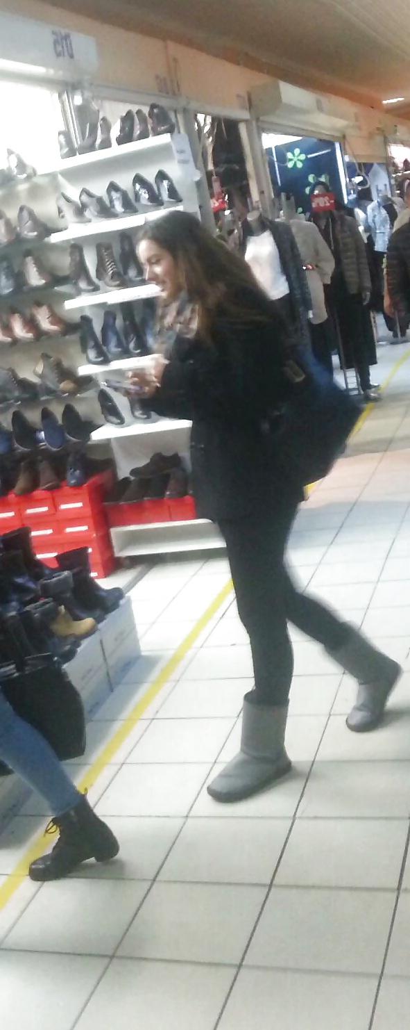 25P Spy shooping old + young romanian
