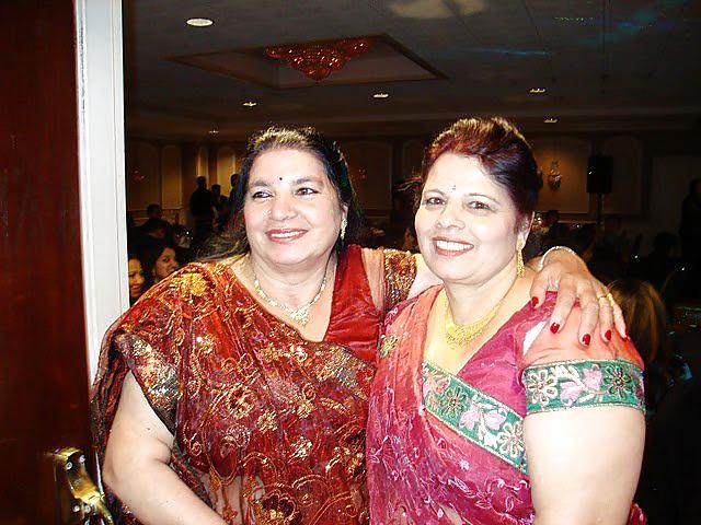 17P MRS SHARMA a hot mom