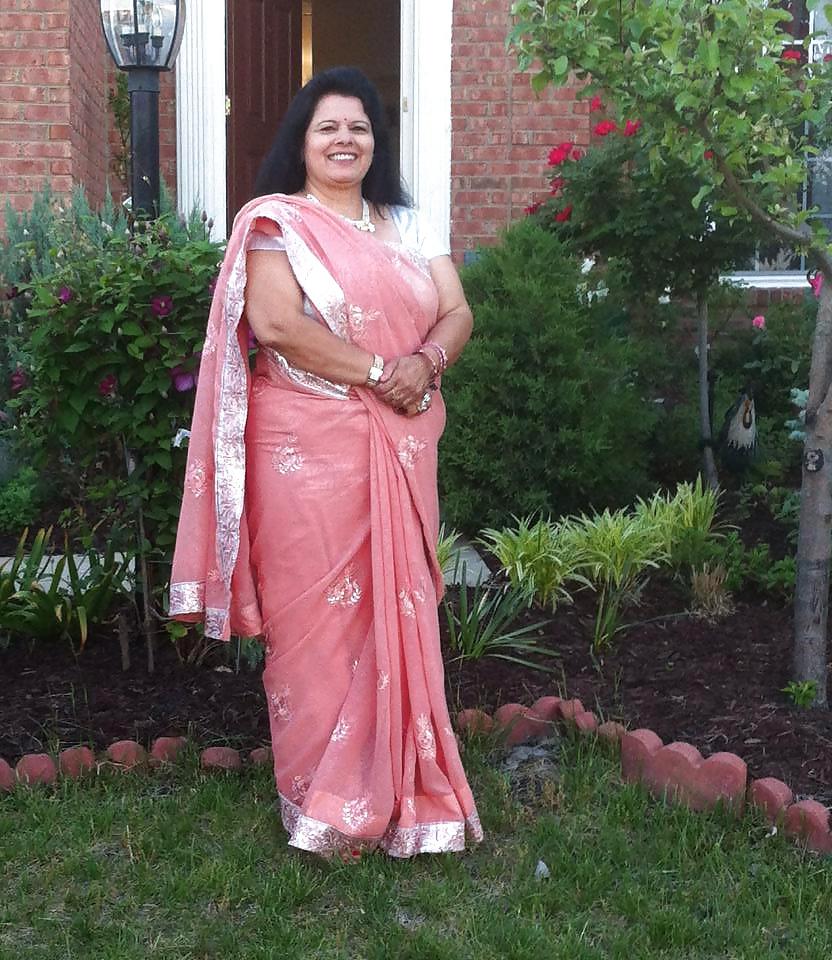 17P MRS SHARMA a hot mom