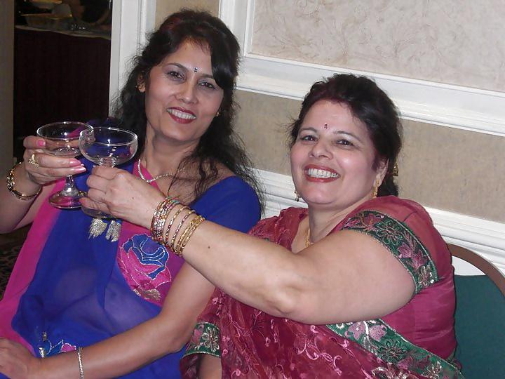 17P MRS SHARMA a hot mom