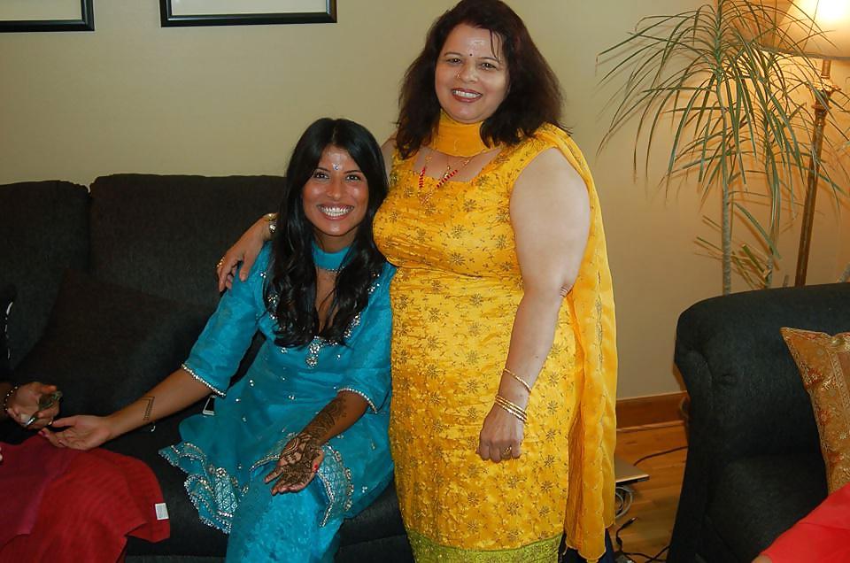 17P MRS SHARMA a hot mom