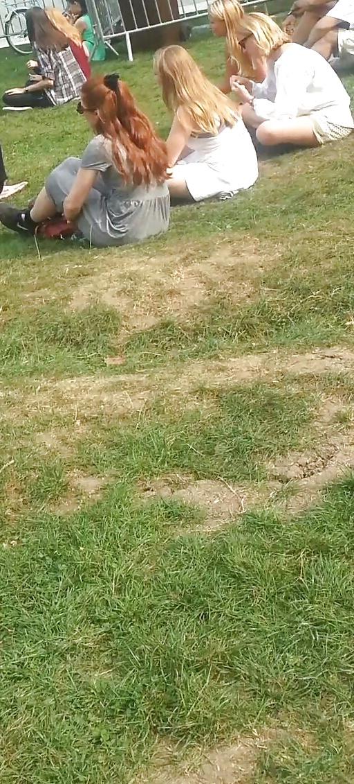 25P Spy green grass sexy old + young romanian