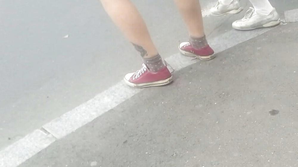 25P Spy feet, legs, foot, ankle sexy women romanian