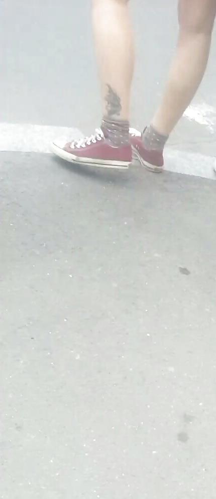 25P Spy feet, legs, foot, ankle sexy women romanian